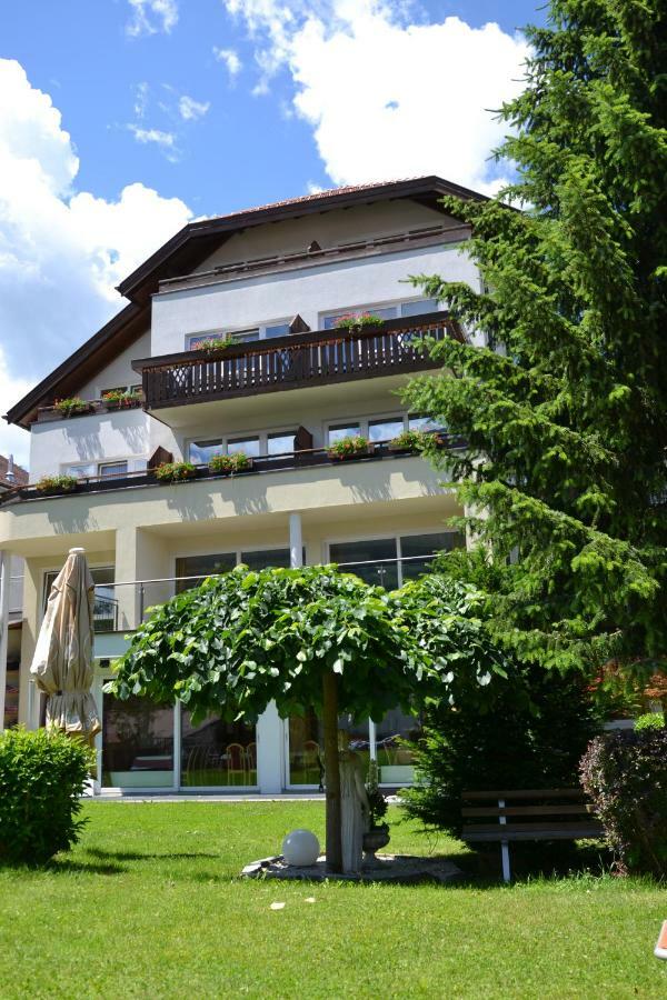 Familienhotel Alpina All Inklusive เวนส์ ภายนอก รูปภาพ