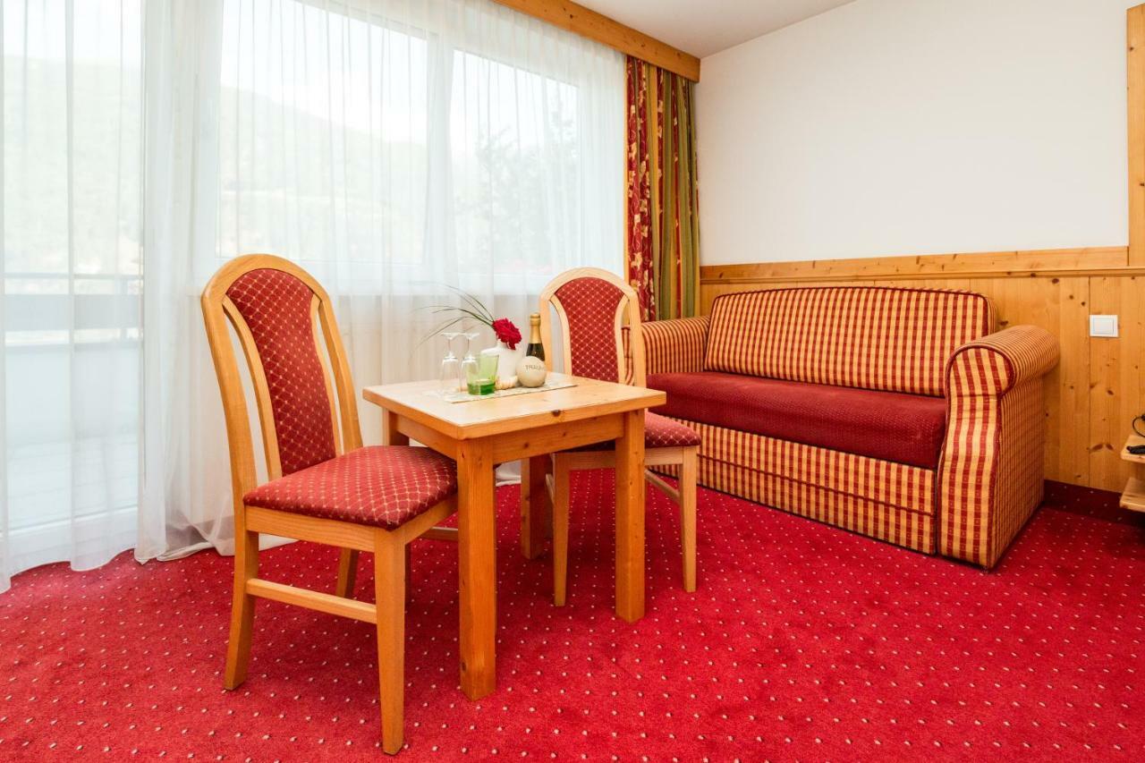 Familienhotel Alpina All Inklusive เวนส์ ภายนอก รูปภาพ